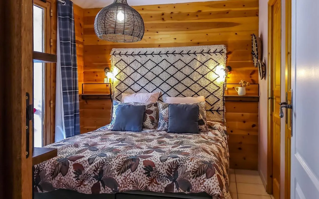 Guest house Gite Ancolie Bleue Abries