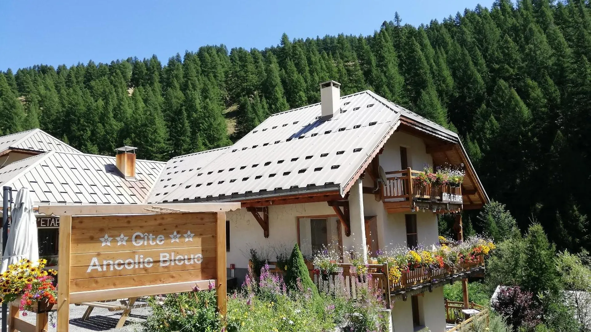 Guest house Gite Ancolie Bleue Abries